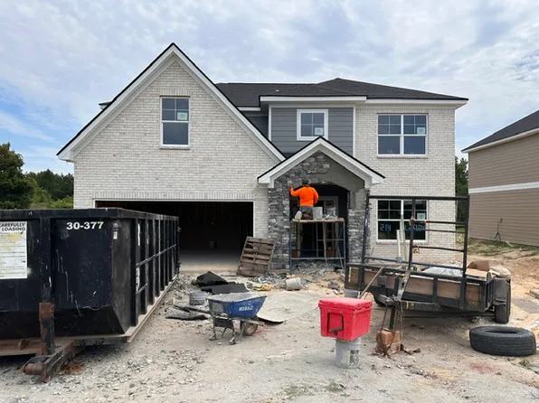 214 Black Oak Dr, Smiths Station, AL 36877