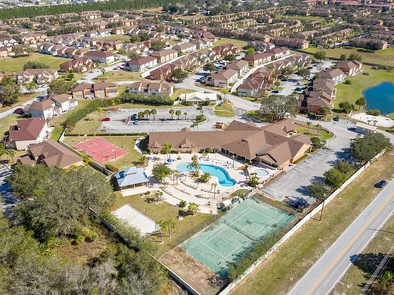 627 Orchid Dr — Photo 15