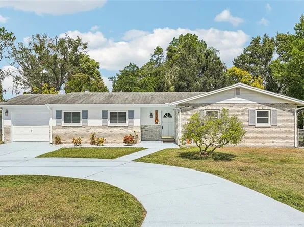 2525 Lake Ellen Ln, Tampa, FL 33618