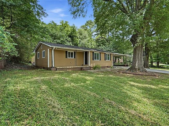 3rd image of 4130 McClure Dr