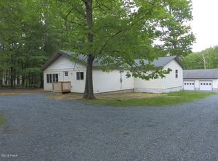 137 Sunrise Dr, Milford, PA 18337