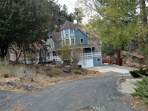 2nd image of 1792 Ash Rd