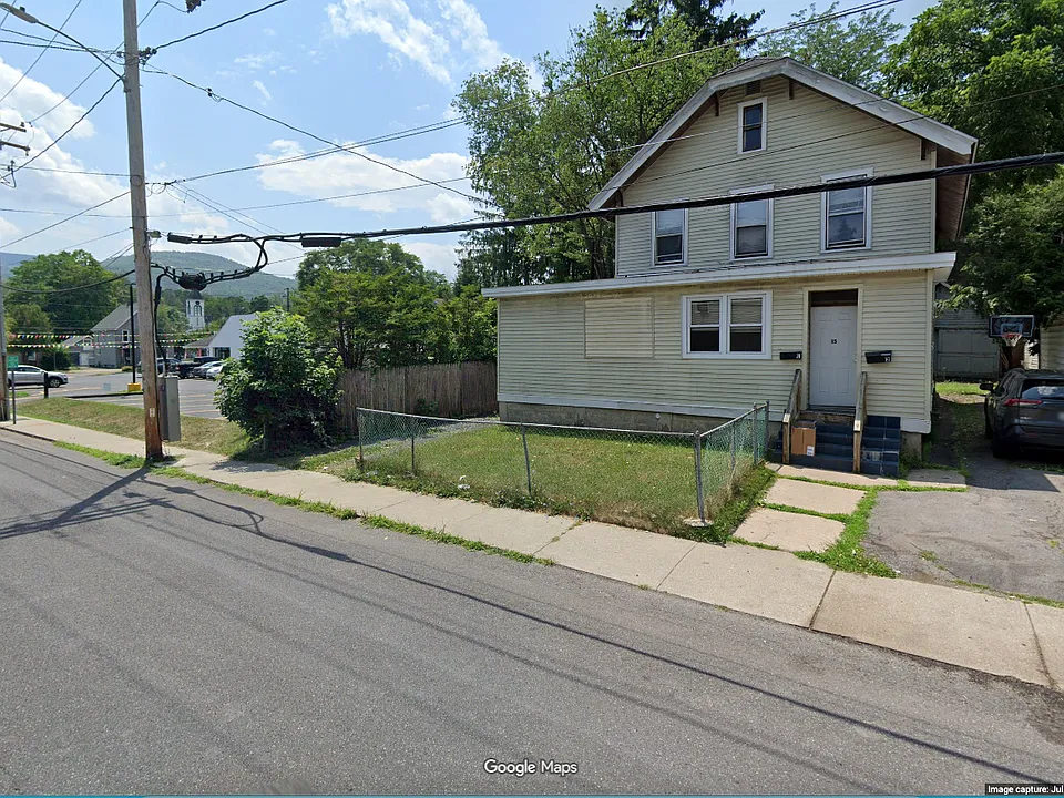 Warren St