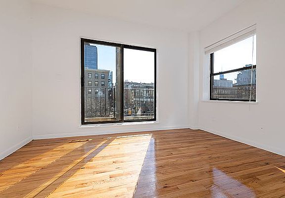 3rd image of 108 Ludlow St Ste 3B
