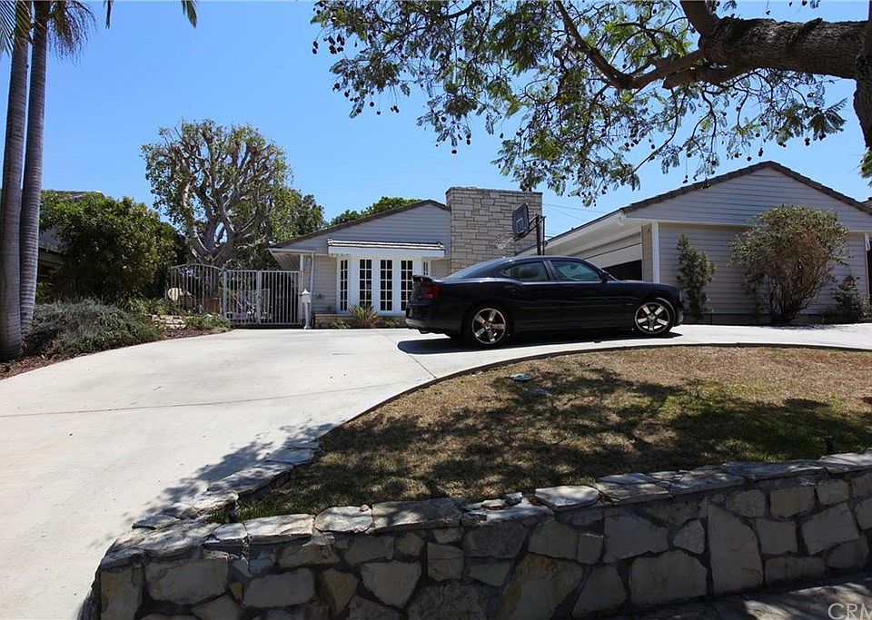 1st image of 5579 E Lonna Linda Dr