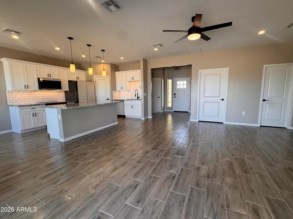 3945 N MOHU Drive, Eloy, AZ 85131