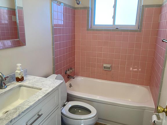 5th image of 410 Morrvue Dr