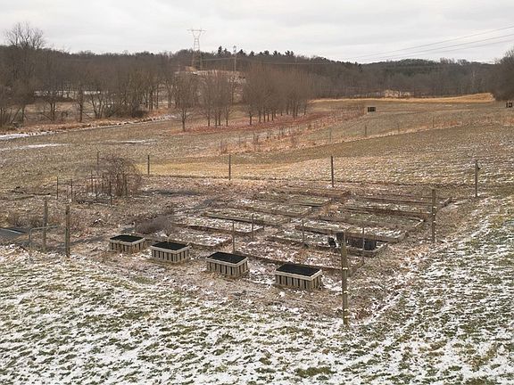 3rd image of 10170 N Morrison Rd