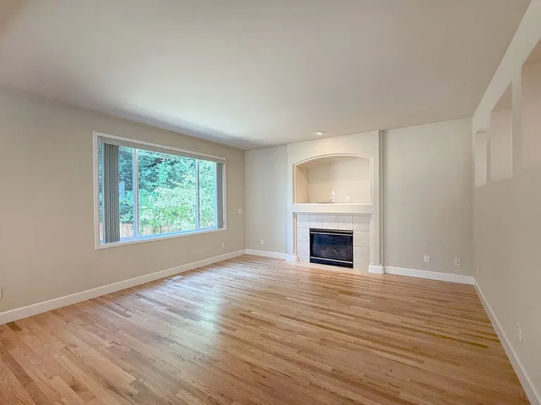 913 273rd Pl SE — Photo 11