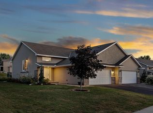 944 Breckenridge Ln, Montrose, MN 55363