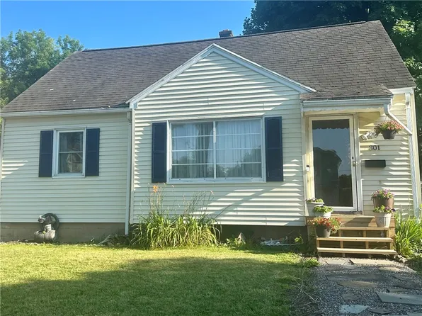 301 Rand St, Rochester, NY 14615