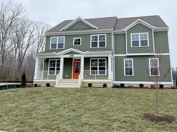 3925 Tuckmar Pond Dr, Moseley, VA 23120