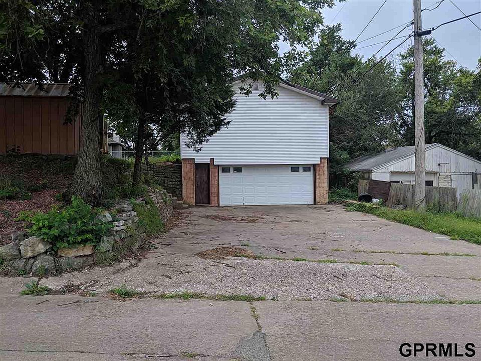 2nd image of 4802 S 50th Ave