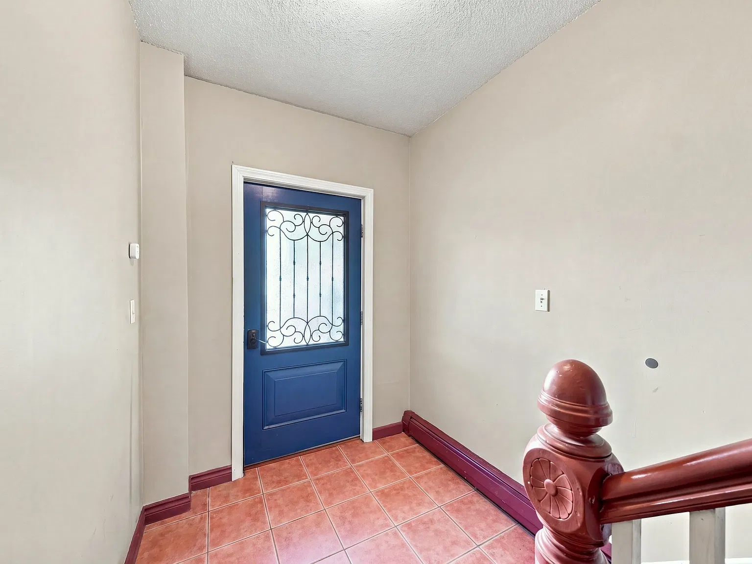 13 Knowlton St — Photo 2