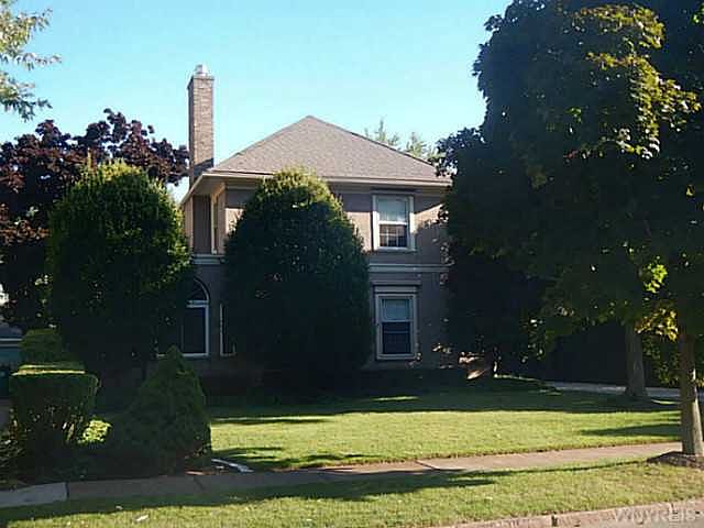 1st image of 345 Woodbridge Ave