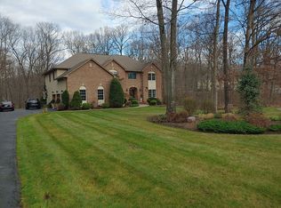 12 Magdalena, Kinnelon, NJ 07405