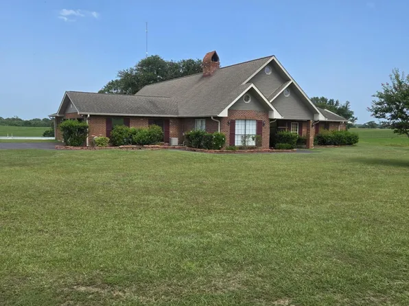 5677 Highway 53, Poplarville, MS 39470