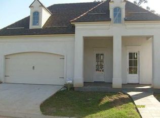 107 Windberg Ln, Lafayette, LA 70503