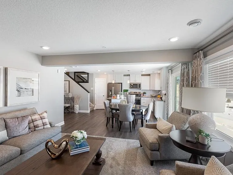 9513 Bridle Way — Photo 3