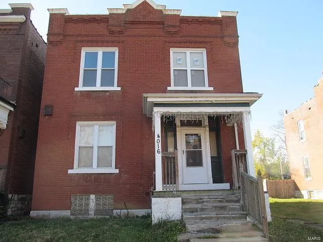4016 Labadie Ave photo 1