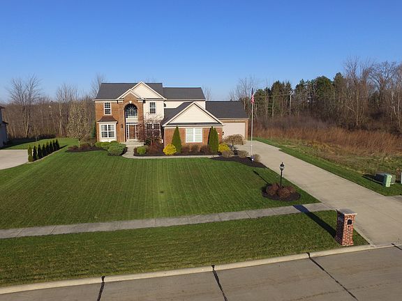 4th image of 5523 Hedgebrook Dr