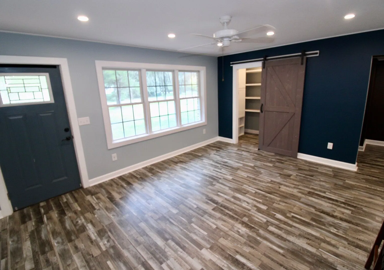 3BR/3.5BA Home for Rent Read that again — Photo 3