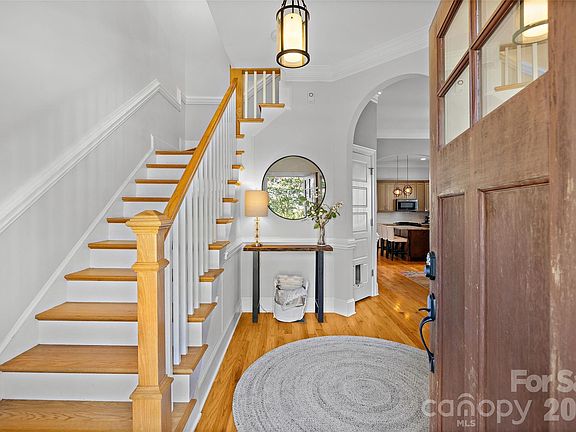 3rd image of 3404 Holt St