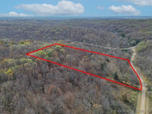 Rogers Cir, Edwards, MO 65326