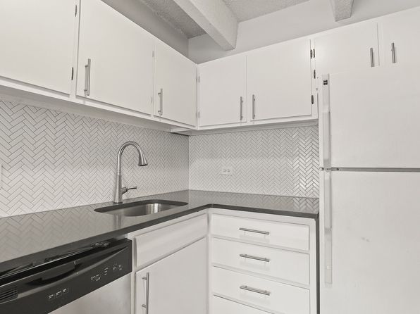 1998 S Columbine St #4