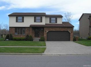74 Jessica Ln, Depew, NY 14043