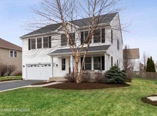 1140 Blackberry Creek Dr, Elburn, IL 60119