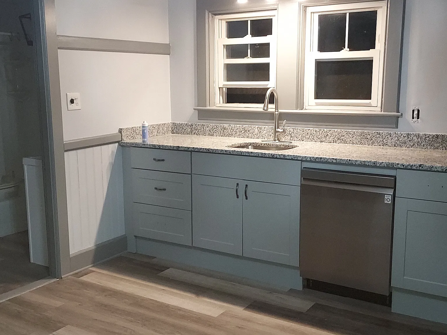 1 bed, 1100 sqft, $1,700 — Photo 3