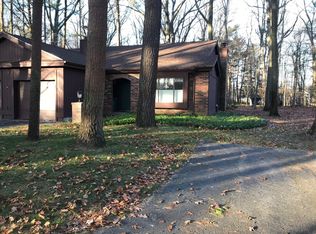 3785 Arborway Dr, Norton Shores, MI
