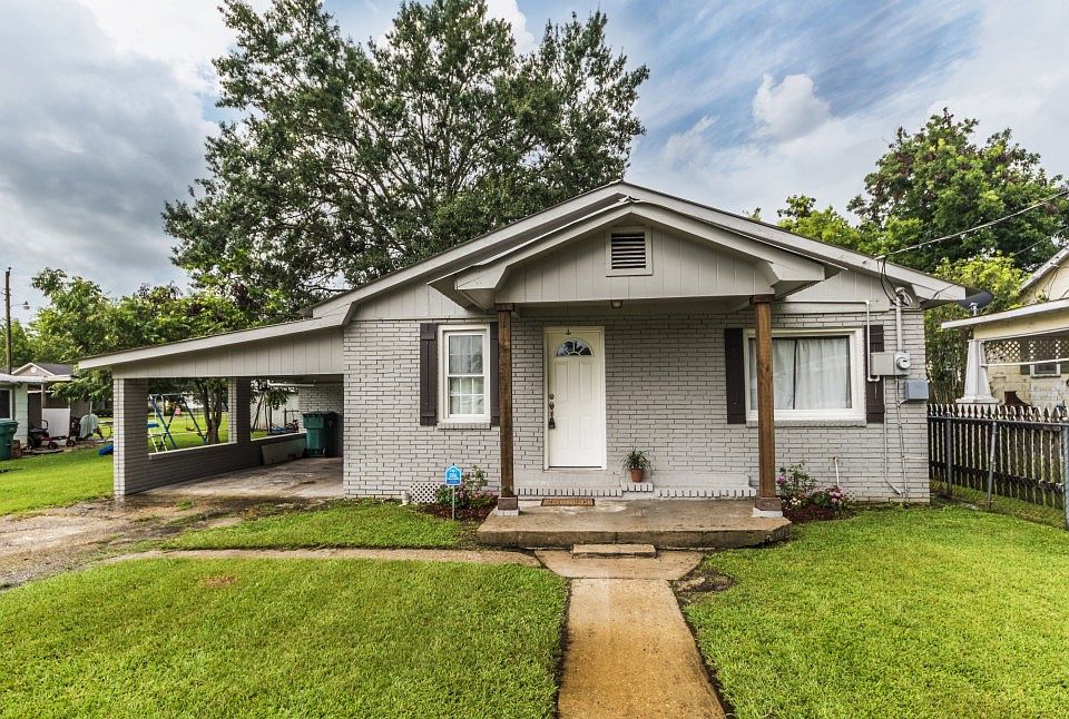 1st image of 303 Avenue B