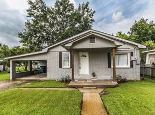 303 Avenue B, Youngsville, LA 70592