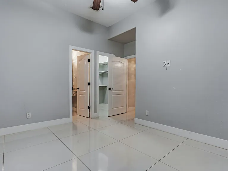 1297 Cypress Ridge Dr — Photo 2