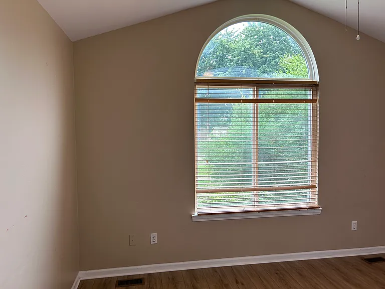 46129 Creekside Blvd — Photo 11