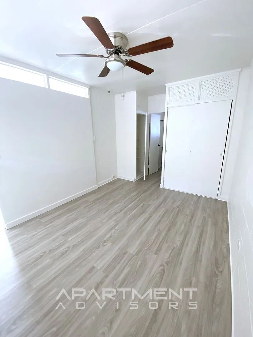 1313 Rycroft Street — Photo 3