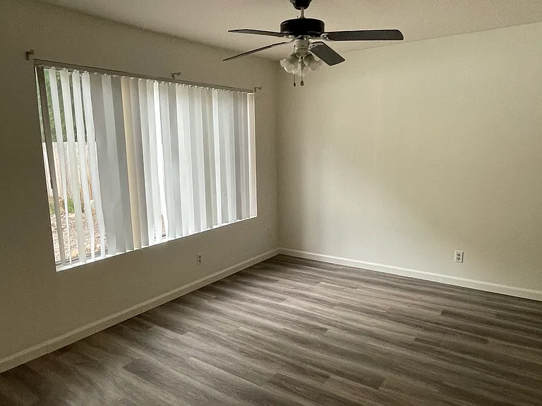 5223 Countryside Dr — Photo 6