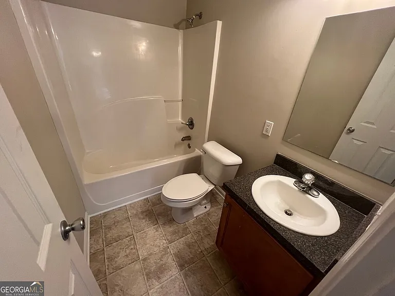 158 Elder Dr #A — Photo 12