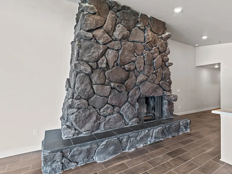 Fireplace at Lakeside Apartments in Kennewick, WA