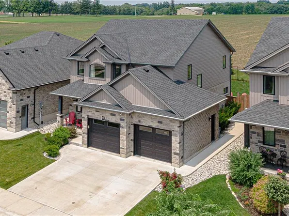 587 Hawthorne Pl, Woodstock, ON N4T 0B8