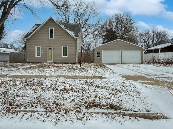 505 S Lake St, Sherburn, MN 56171