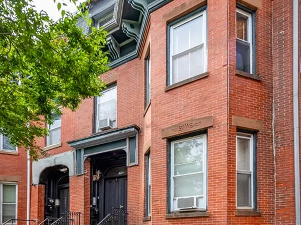 2989 Washington St, Roxbury, MA 02119