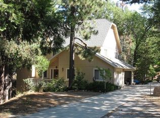 628 Grass Valley Rd, Lake Arrowhead, CA 92352
