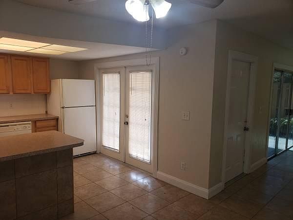 1st image of 123 Moonstone Ct
