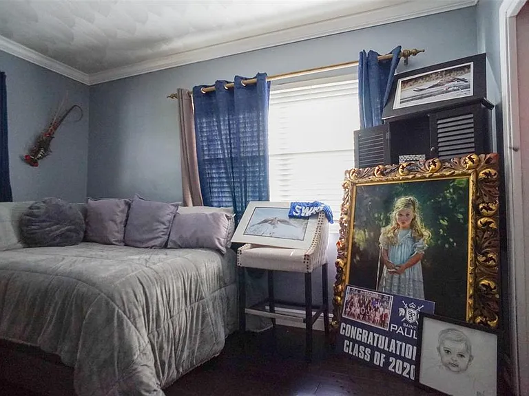 328 Carl Ave — Photo 16