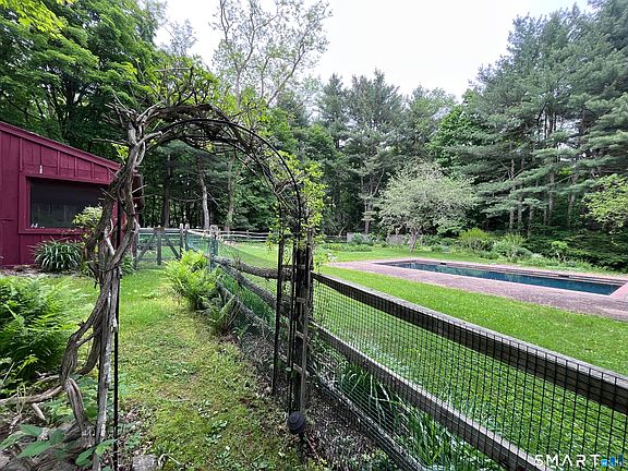 4th image of 58 Good Hill Road