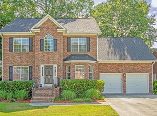 102 Holbrook Ln, Goose Creek, SC 29445