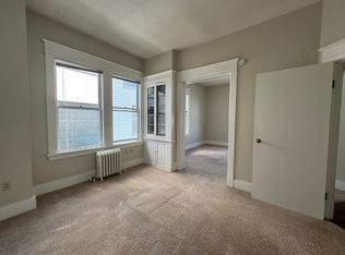 504 19th Ave E APT C, Seattle, WA 98112